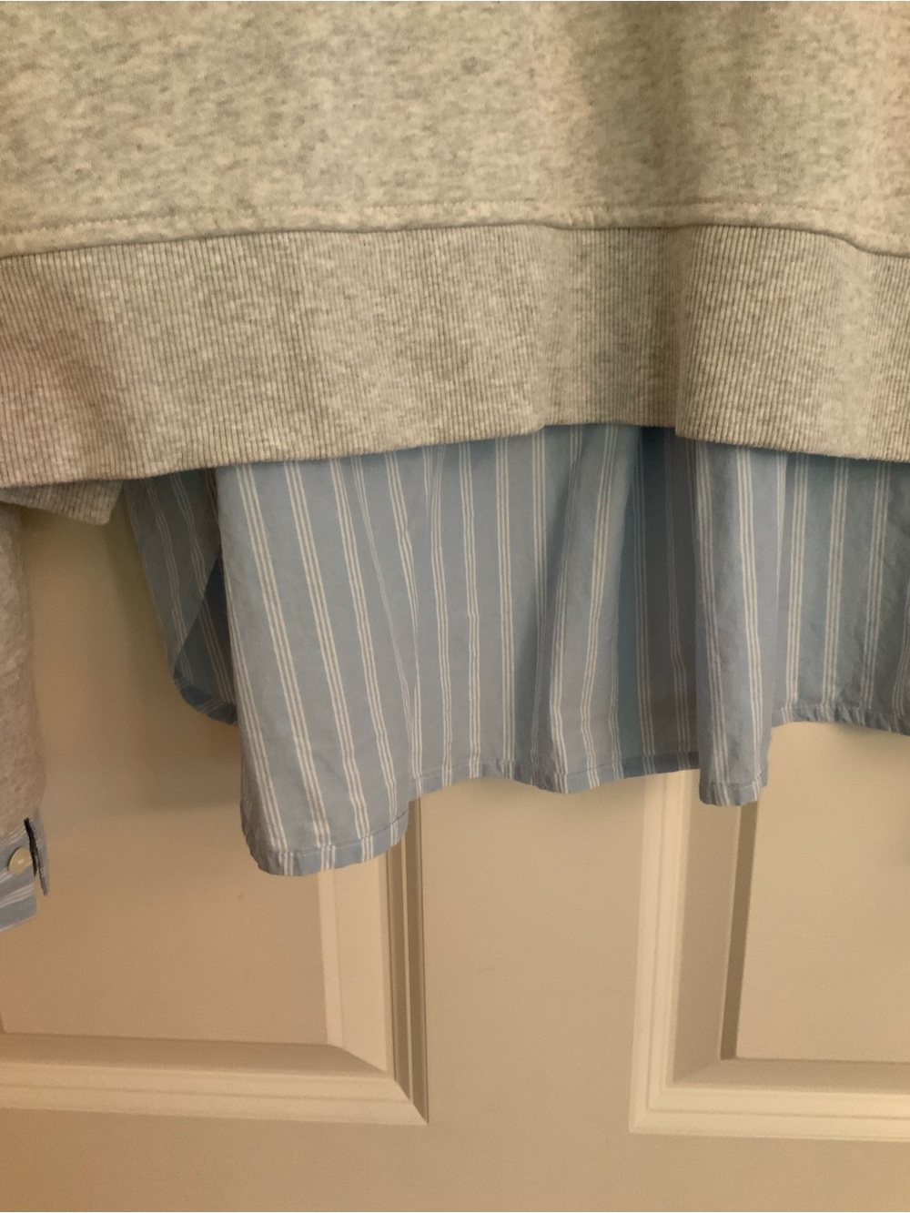 Ann Taylor Weekend Gray Sweatshirt + Blue Striped Button Down Combo Top XL - Picture 4 of 10